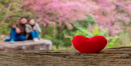 ​会主动的人，是真正在乎你的人-www.17xiangqinwang.com （一起相亲网）