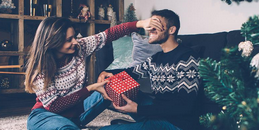 爱你的人什么都介意，可到最后却什么都能原谅你-www.17xiangqinwang.com （一起相亲网）