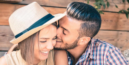 钢铁与泥土的罗曼史-www.17xiangqinwang.com (一起相亲网)